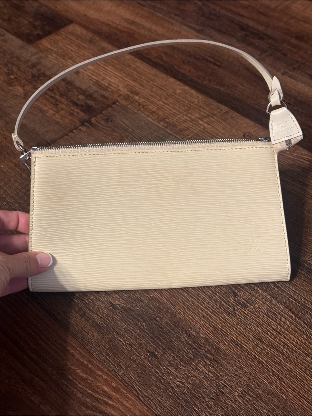 Louis Vuitton Textured Wristlet Clutch - Picture 2 of 4